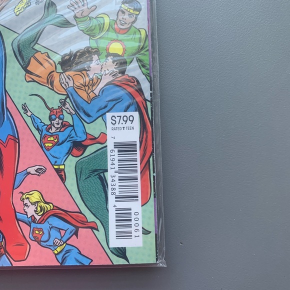 (C40) DC Comics ACTION COMICS #1000 Superman Michael Allred 1960's cover - Picture 4 of 10
